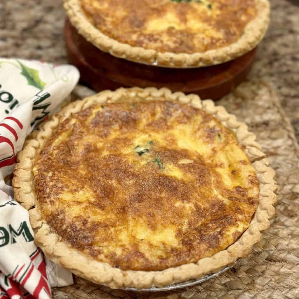 A picture of 2 quiche.