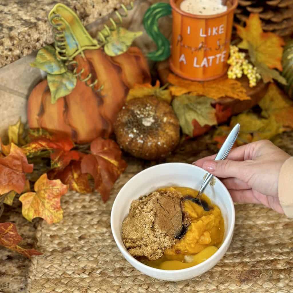 The pumpkin filling that goes in a pumpkin spice loaf.